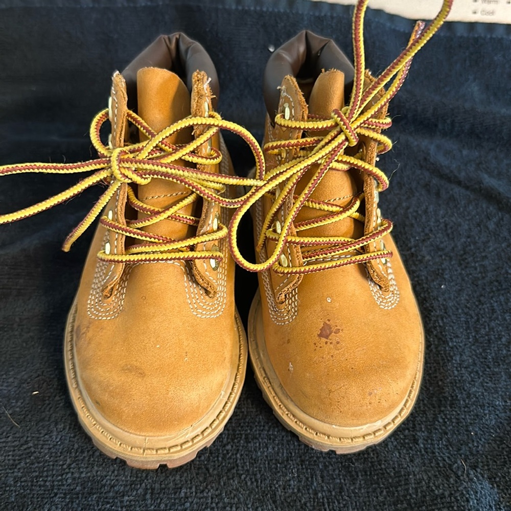 Timberland infant size 5 boots! Still have lots of life left in them!